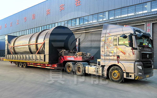 新型污泥烘干機(jī)運(yùn)行現(xiàn)場 新型污泥烘干機(jī)運(yùn)行現(xiàn)場